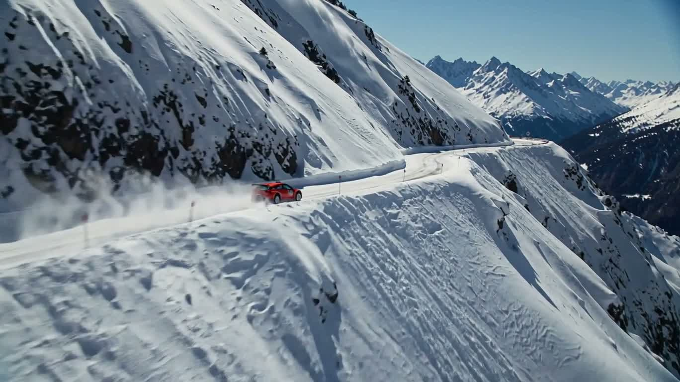 雪山公路极限逃生 — AI video creation