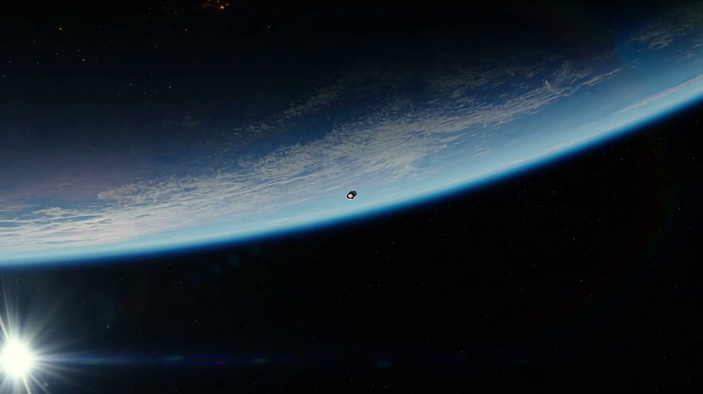 太空飞船爆炸视图与重组 — AI video creation