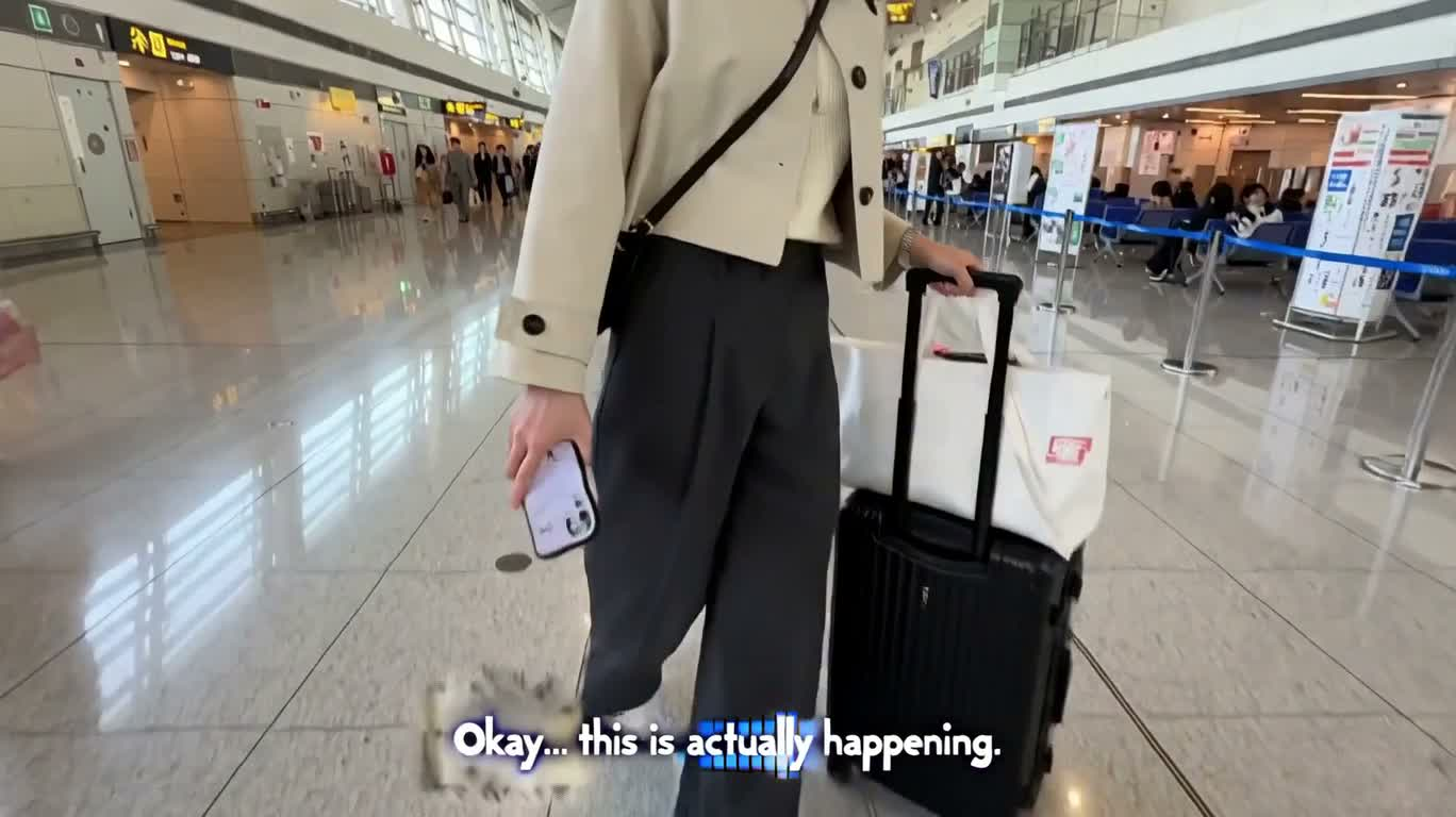 东京初旅：从机场到夜色街头 — AI video creation