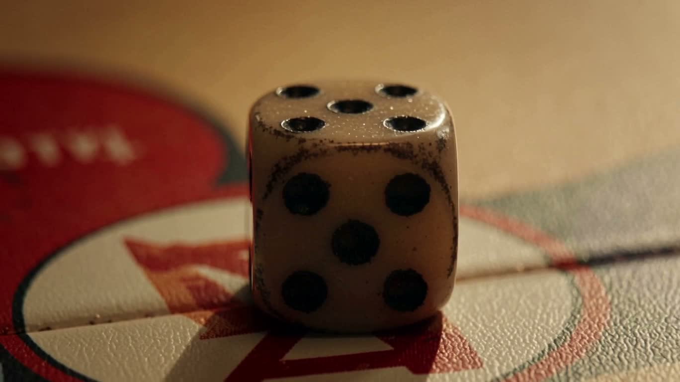 桌面棋局的暖光揭示 — AI video creation
