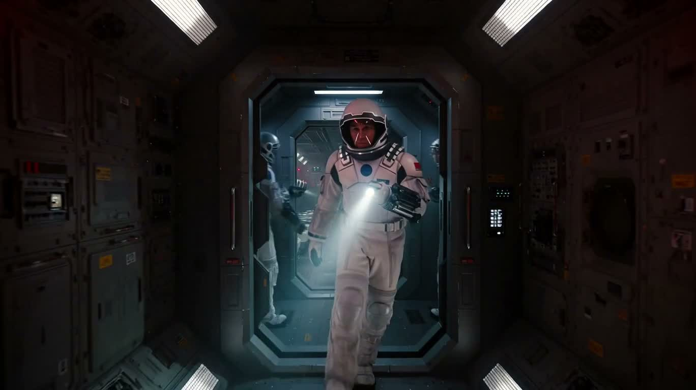 宇航员误入教室 — AI video creation