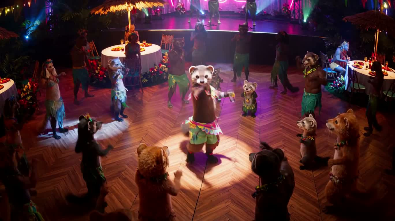 Pine Marten's Neon Luau in Hawaii
