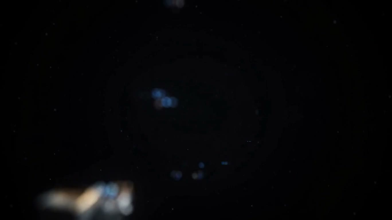 暗夜鎏金文字幻境 — AI video creation