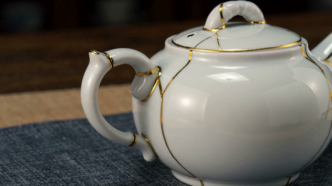 金缮茶壶