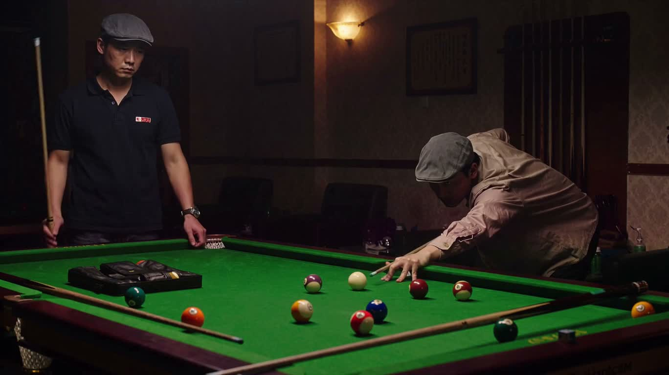 Billiards Showdown