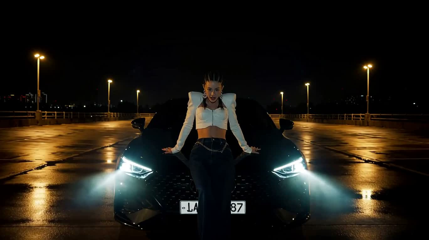 雨夜车灯下的冷峻说唱表演 — AI video creation
