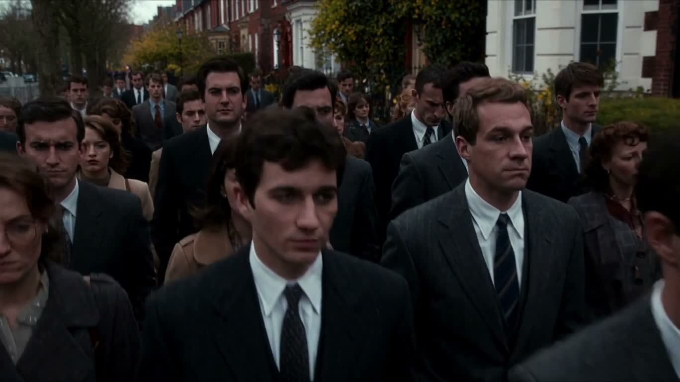 人群散去 — AI video creation