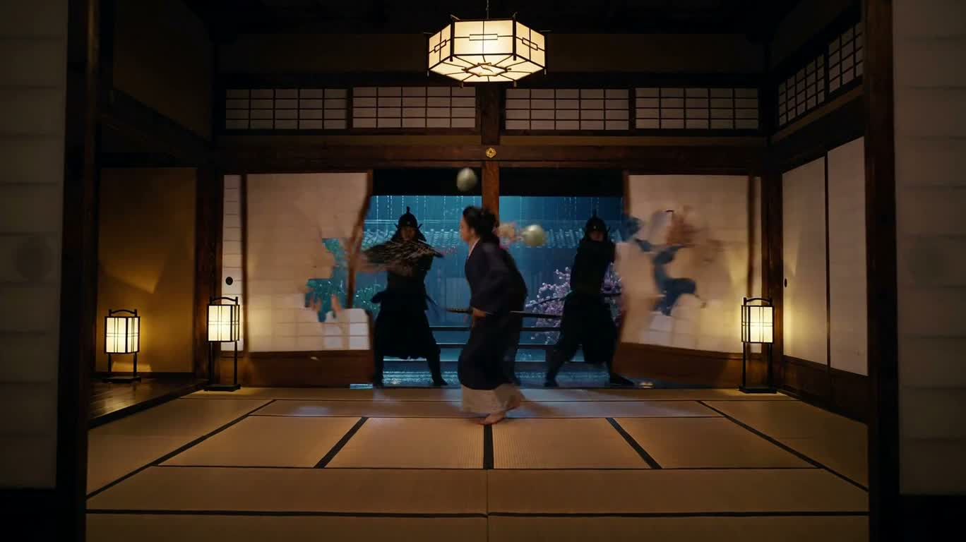 La contre-attaque de la ninja à l'auberge par une nuit de pluie