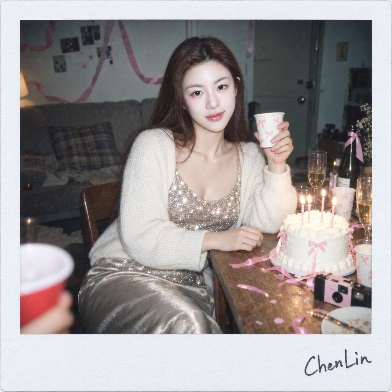 Chân dung sinh nhật Polaroid cổ điển có chữ ký ChenLin