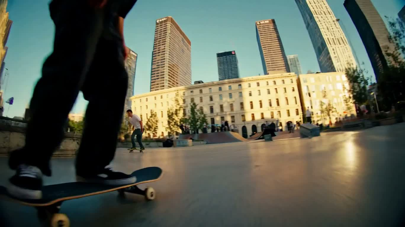 城市滑板腾跃 — AI video creation