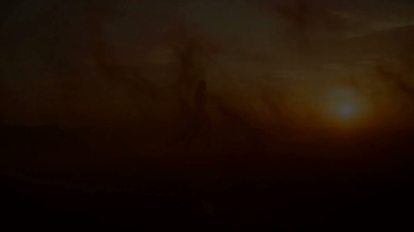 Reine apocalyptique dans la mer de sable au crépuscule — AI video creation