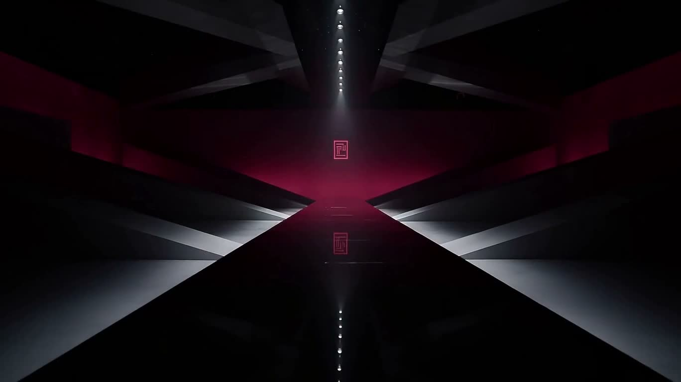 酒红奢华凉鞋广告 — AI video creation