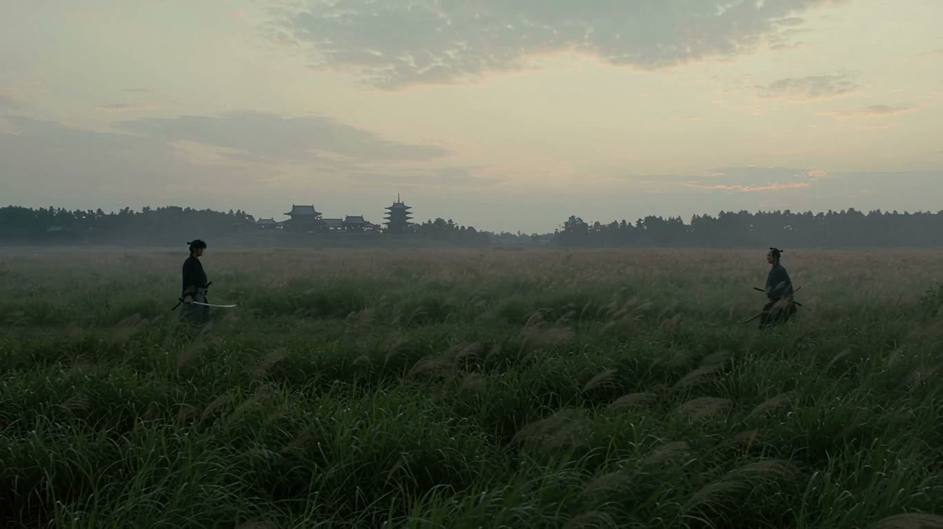 暮色原野的武士决斗 — AI video creation
