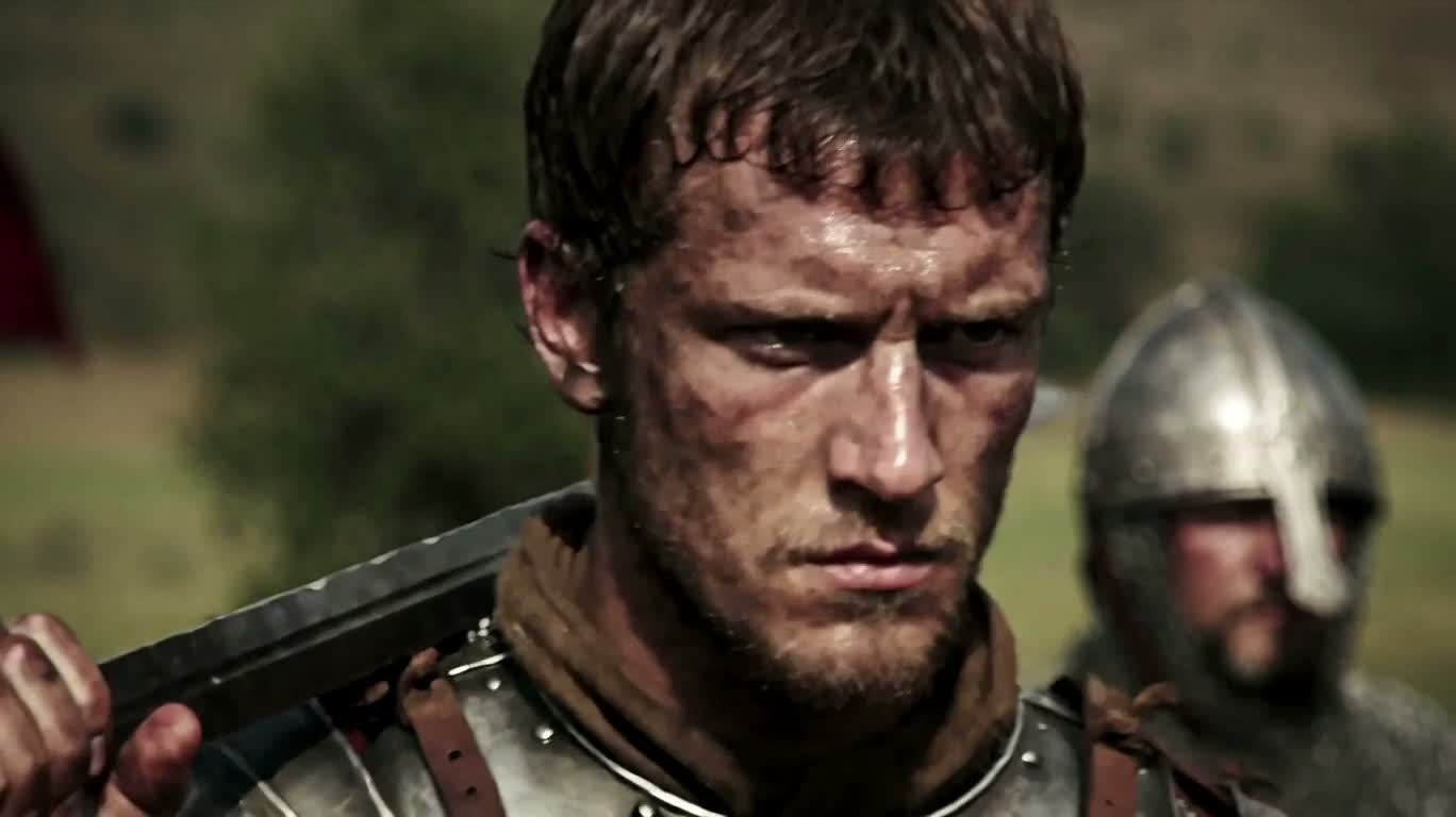 Guerriers médiévaux marchant lames baissées — AI video creation