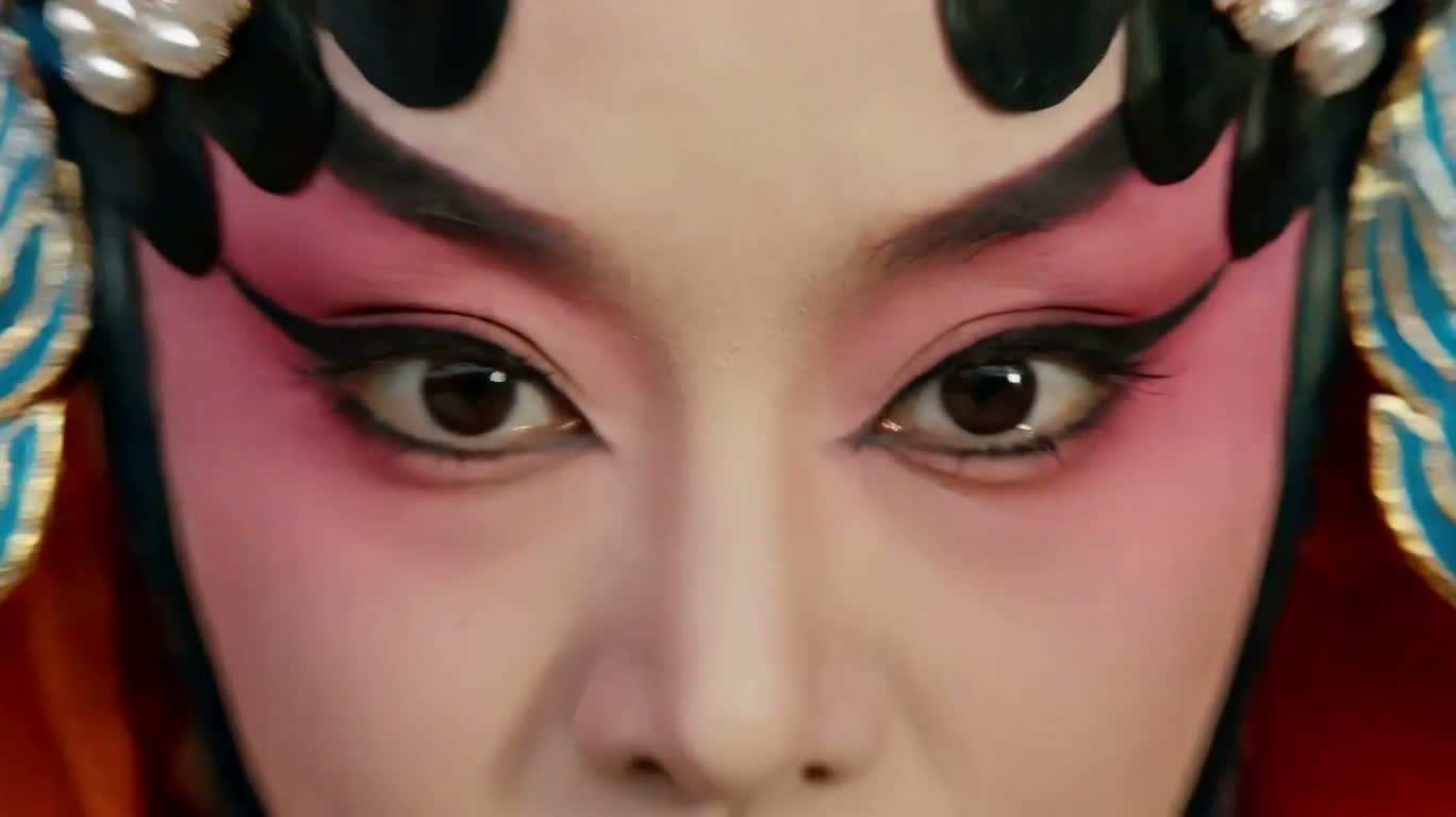 残台刀马旦