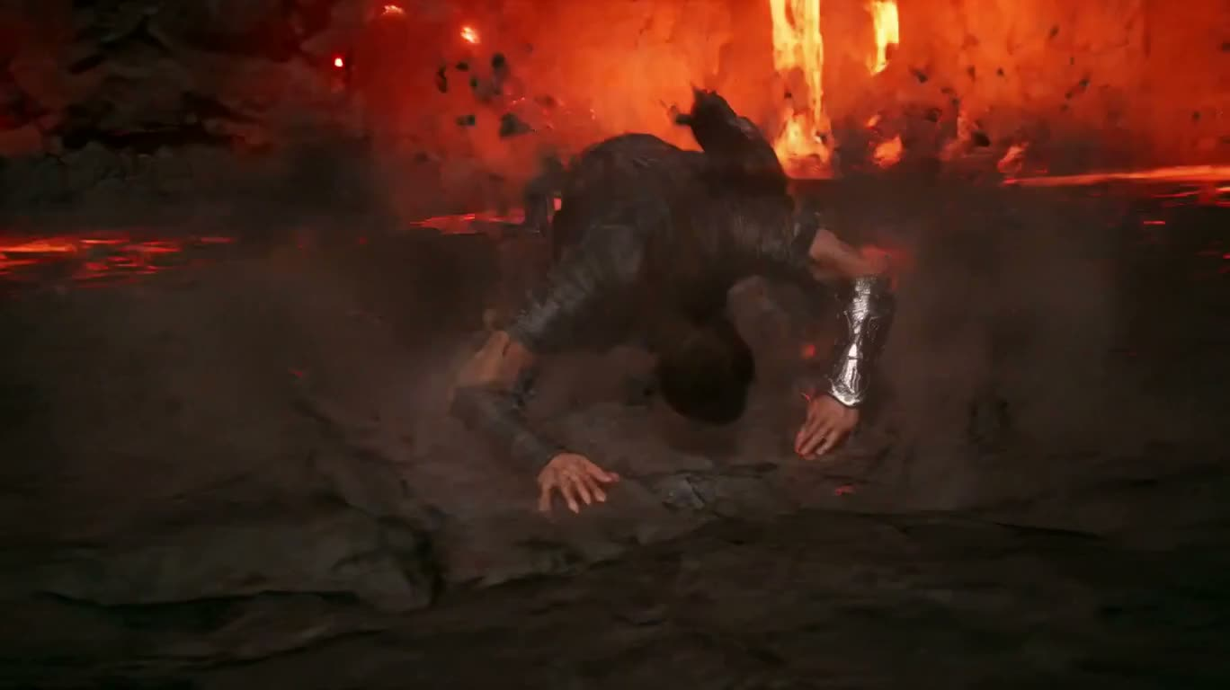 火山战场的雷霆之锤