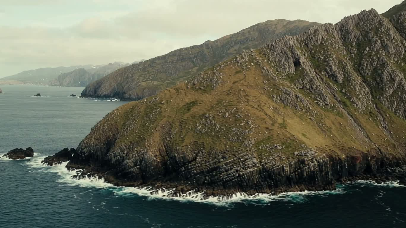 孤岛峻岭