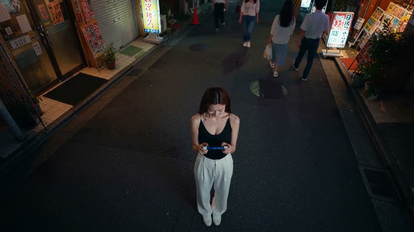 掌中街机:夜色中的决斗 — AI video creation